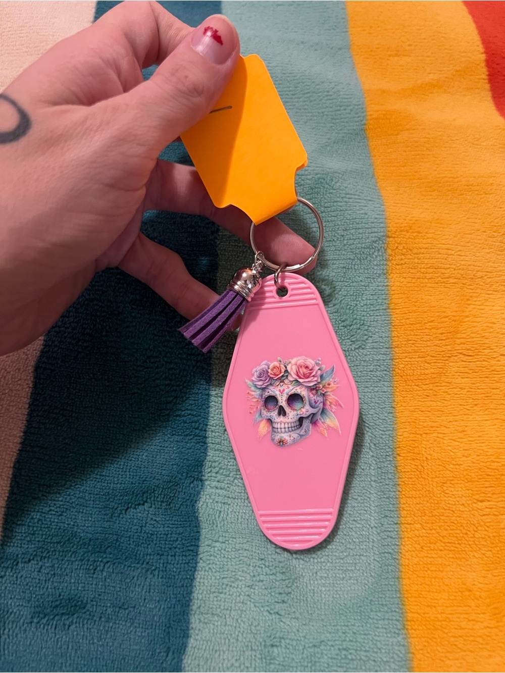 Skull Keychain ๐ - Picture 2 of 3